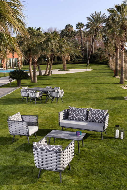 Set di divani da giardino di lusso per terrazza in alluminio