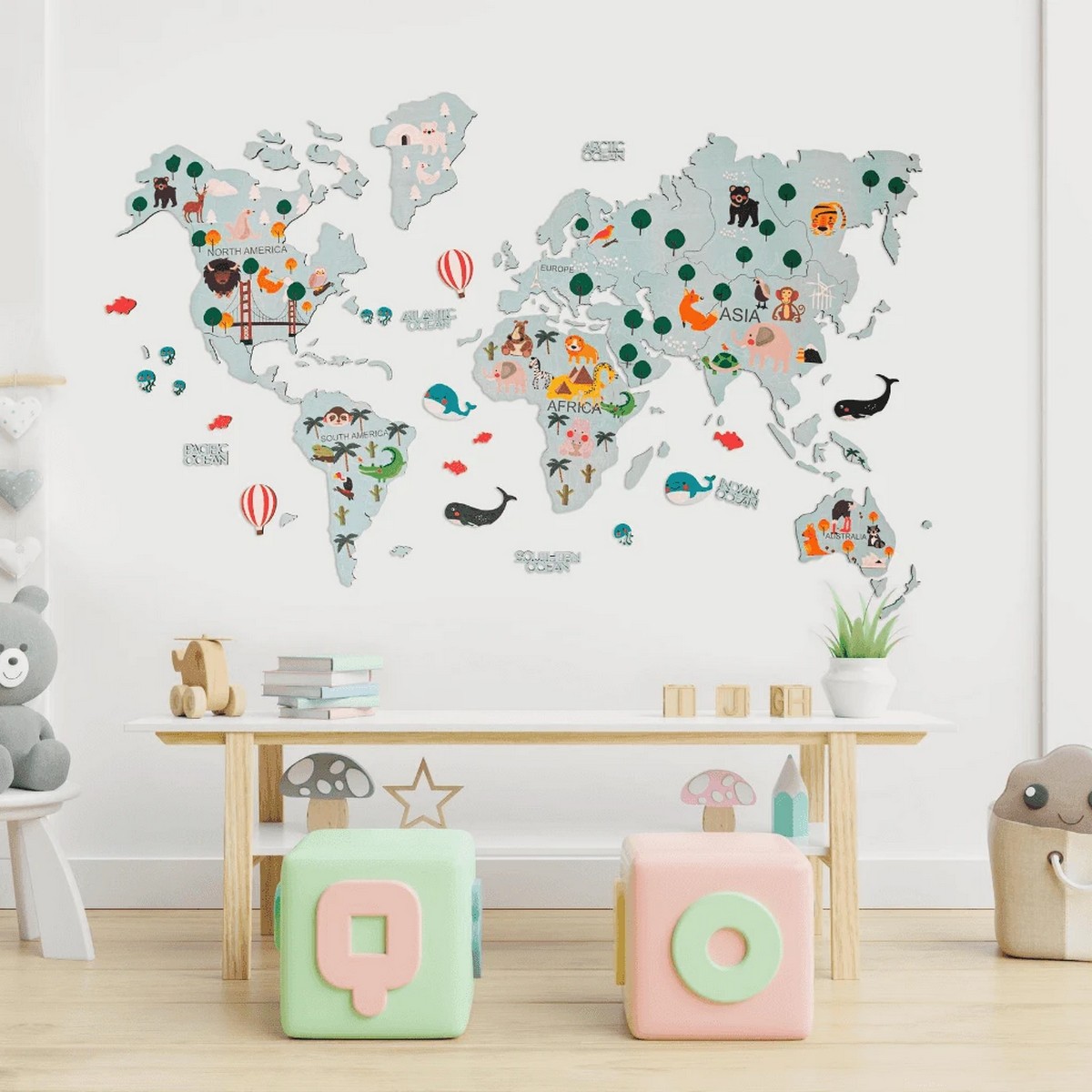 mappa del mondo in legno per bambini sulla parete